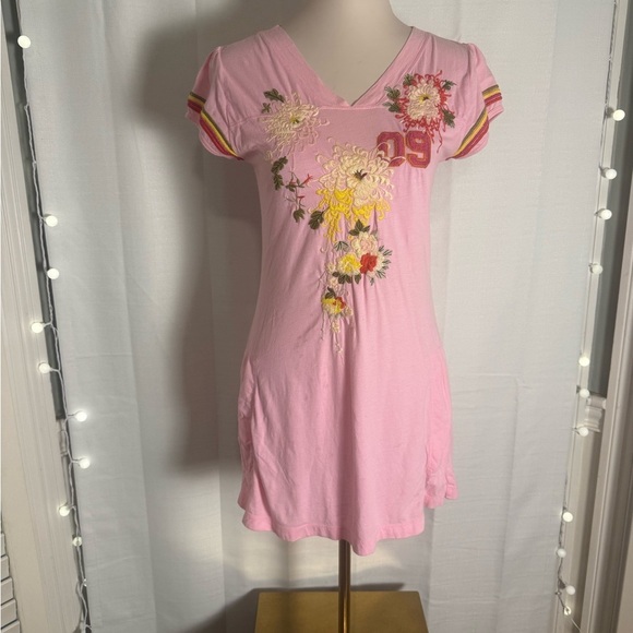Jwla Dresses & Skirts - JWLA Johnny Was Pink Embroidered Floral TIGERS Varsity Dress Sz M